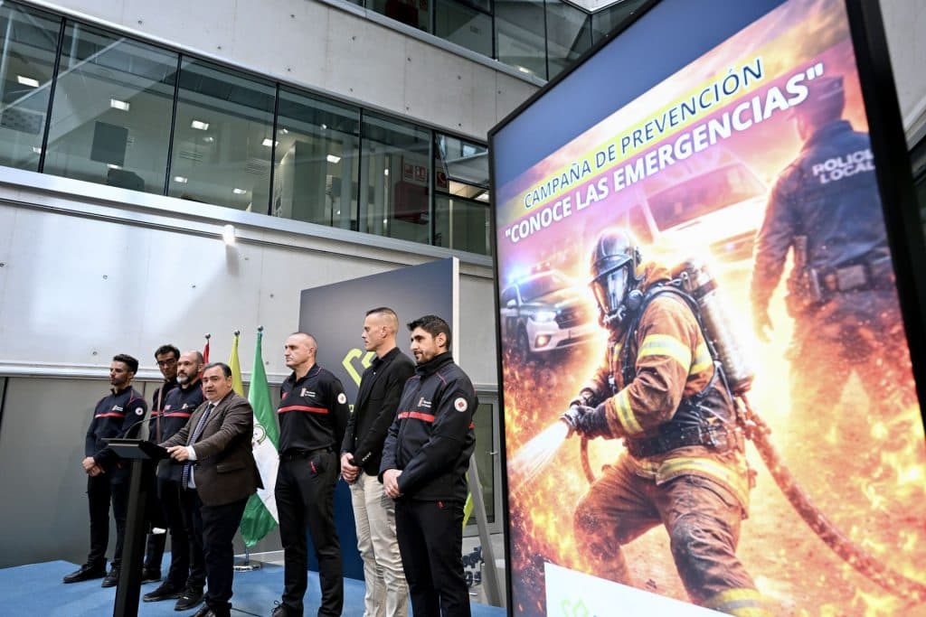 Diputación impulsa una campaña para acercar los servicios de emergencias a más de 2.000 escolares de la provincia