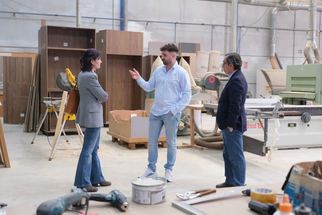 De taller artesanal a referente nacional: la Cámara de Motril visita las nuevas instalaciones de DMA DRA