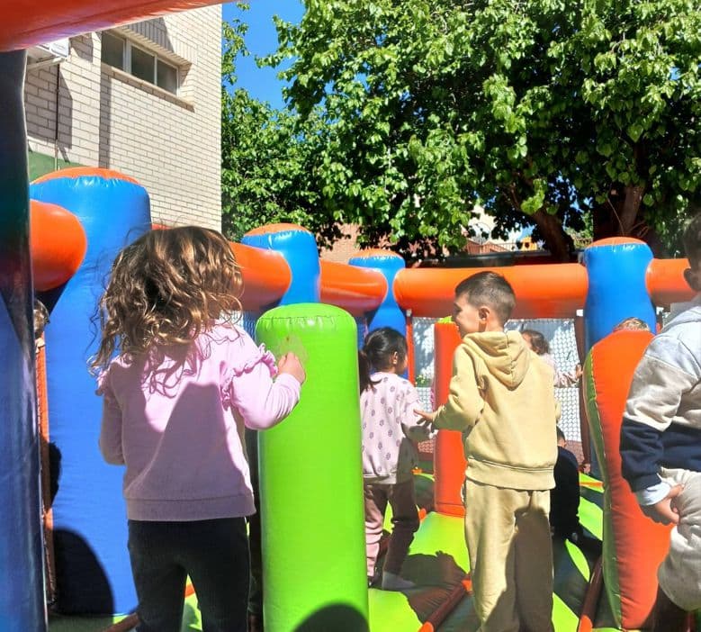 El Ayuntamiento de Almuñécar cierra el Plan Corresponsables de Semana Santa con más de 100 menores atendidos