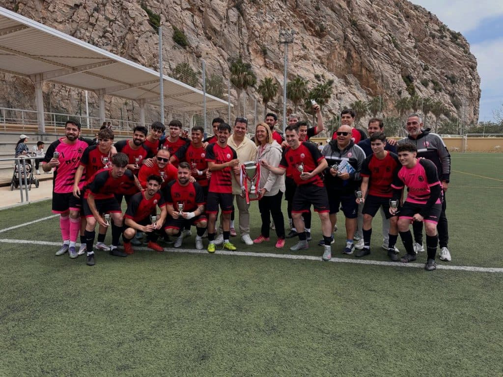 El CD Alborán 2021, campeón de la Tercera Andaluza Senior