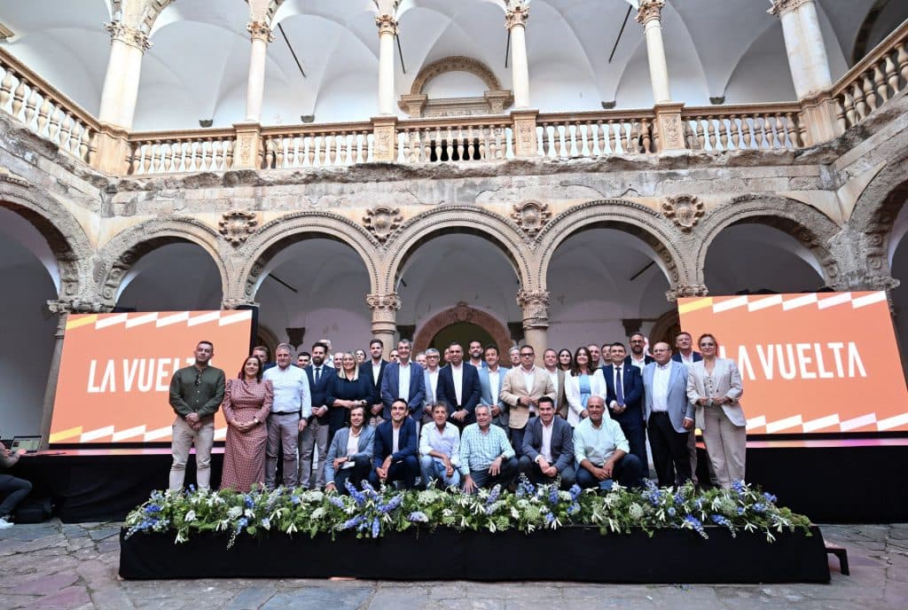 Granada se prepara para el desenlace de La Vuelta desde el Castillo de La Calahorra