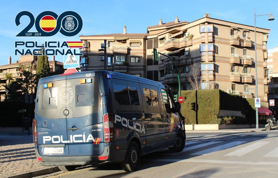Sorprendidos de madrugada tres individuos en Granada circulando en una furgoneta robada tras haberle hecho el “puente”