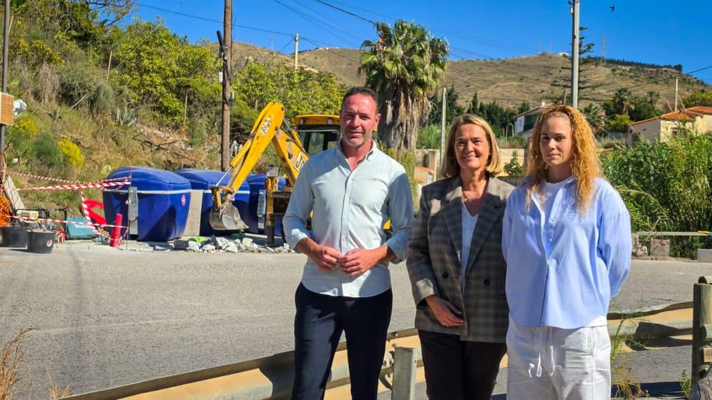 Mejora de la conexión peatonal de La Nacla con un nuevo acerado financiado a través del PFEA