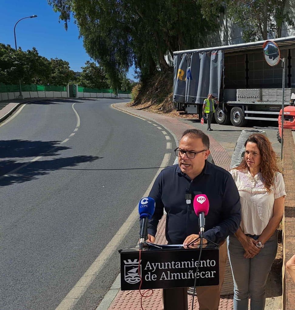 Ruiz Joya: «El Ayuntamiento de Almuñécar defenderá ante el Ministerio el proyecto del Parque Azul de Vida Submarina»
