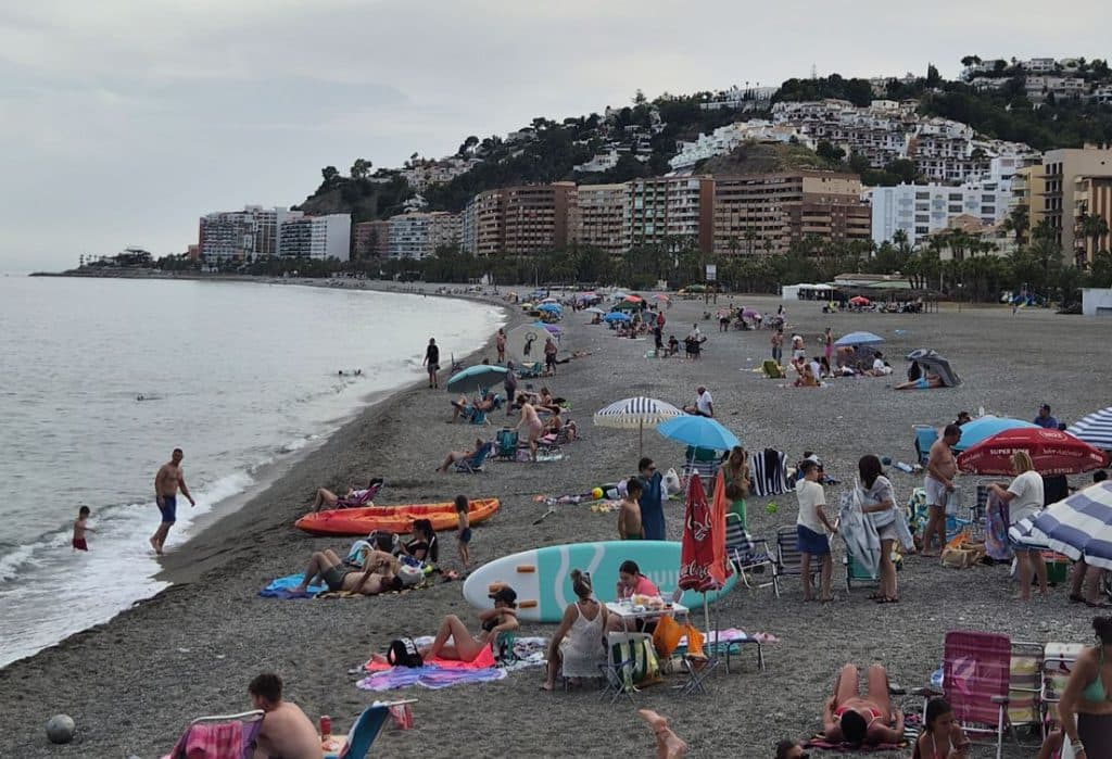 El PSOE propone ampliar el socorrismo en playas desde el 15 de mayo hasta finales de septiembre