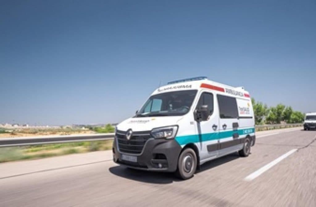 CCOO denuncia que la concesionaria de transporte sanitario (ambulancias) de Granada emplea estos vehículos para servicios privados mientras pacientes esperan horas a ser atendidos