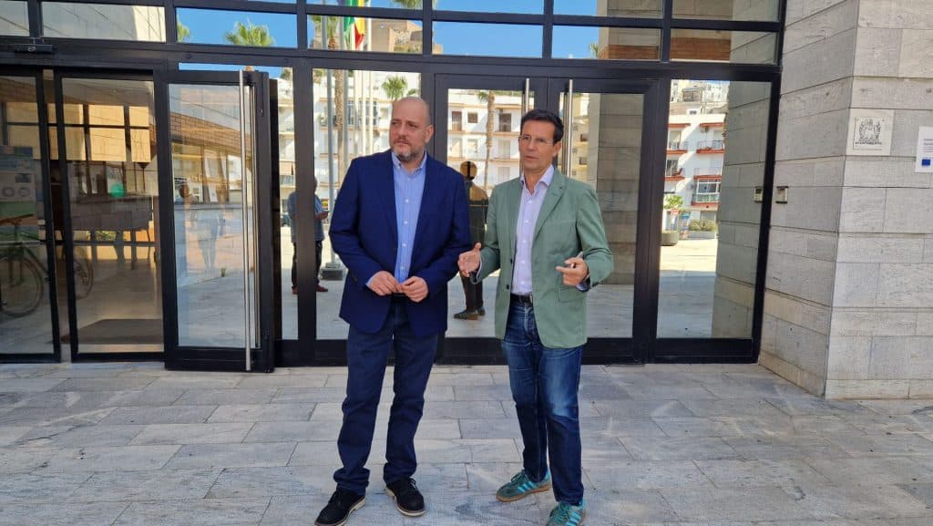 El PSOE eleva al Parlamento «el abandono de las infraestructuras de depuración de la Costa» para exigir a la Junta «que cumpla su parte»
