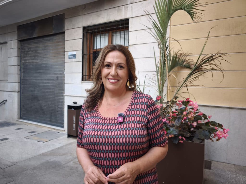 Menmi Sáez denuncia la «alarmante falta de mantenimiento» en los solares municipales de Motril y el «riesgo inminente de incendios»