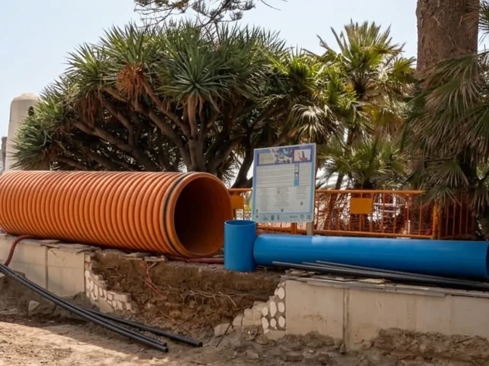 El PSOE denuncia «la improvisación de Ruiz Joya» en las obras de La Caletilla