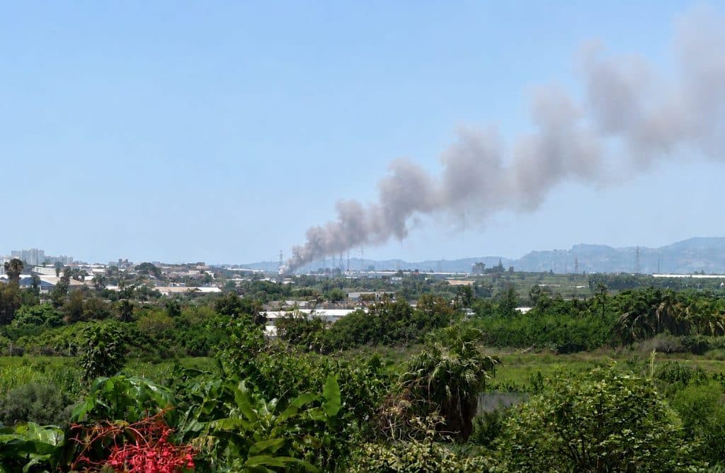 Declarado un incendio en la vega de Motril
