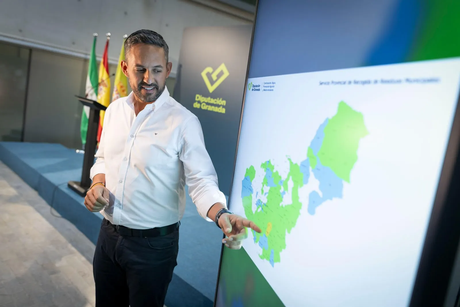 Diputación culmina la primera fase del nuevo Servicio Provincial de Recogida de Residuos, que comenzará a funcionar en 2027