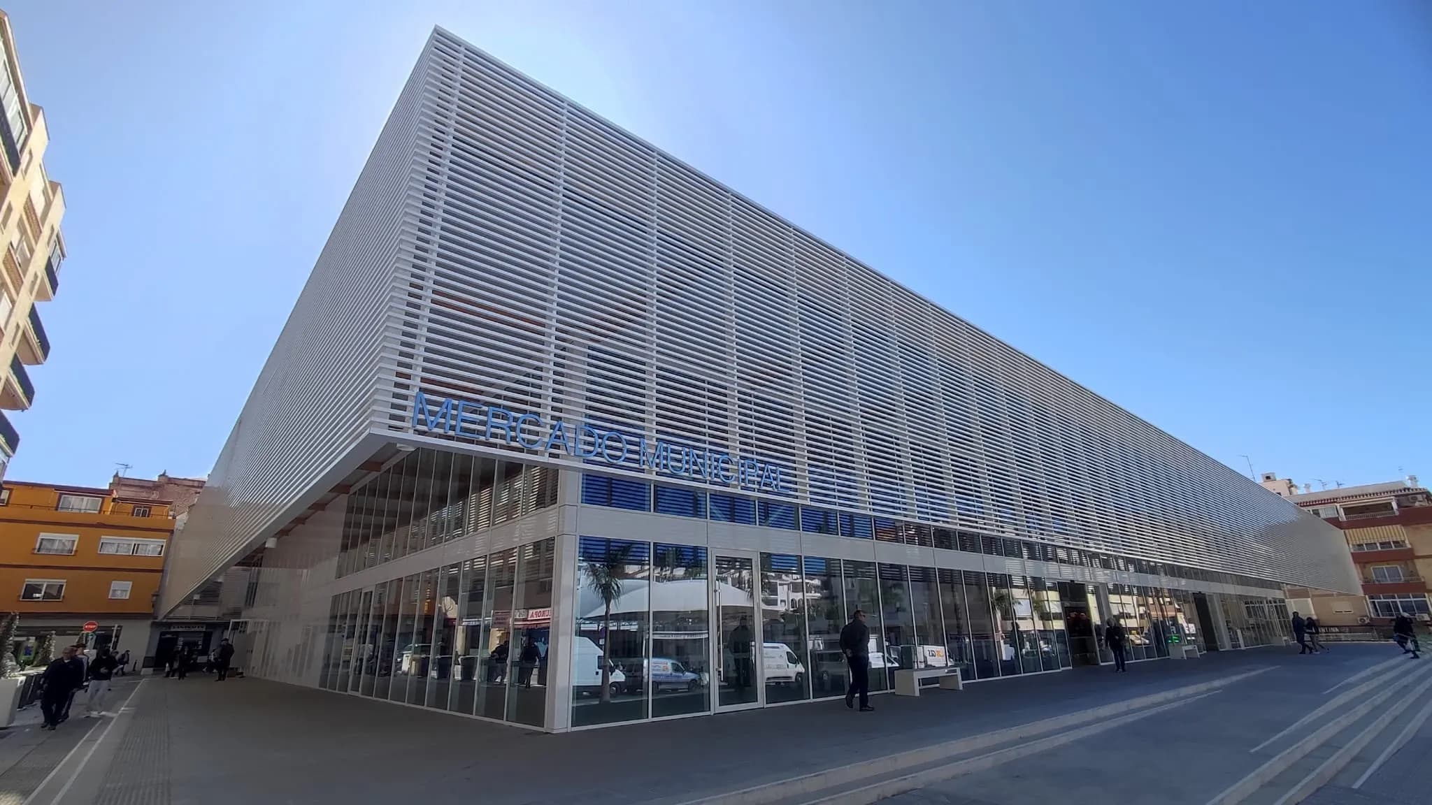 Almuñécar destina 70.000 euros a reforzar la refrigeración del Mercado Municipal