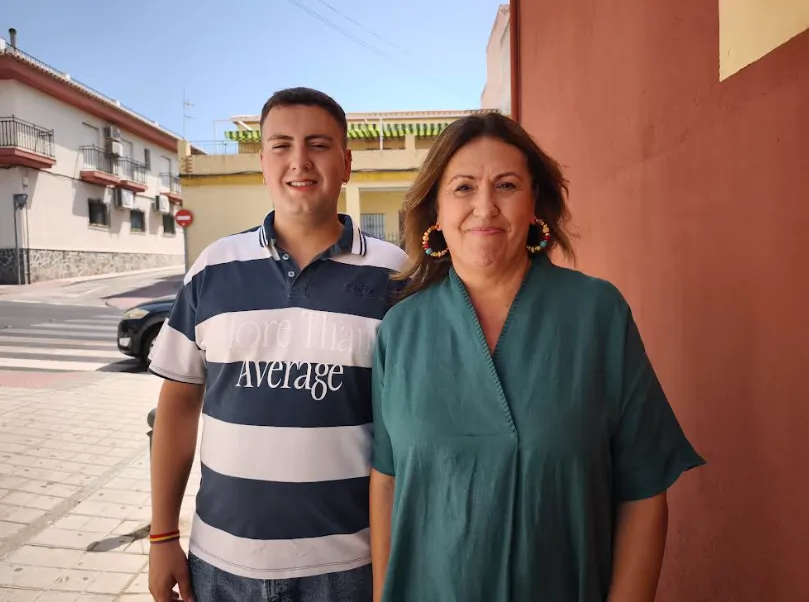 Menmi Sáez y Jaime Fernández exigen espacios de estudio dignos para la juventud de Motril y denuncian «la improvisación en las salas de estudio municipales»