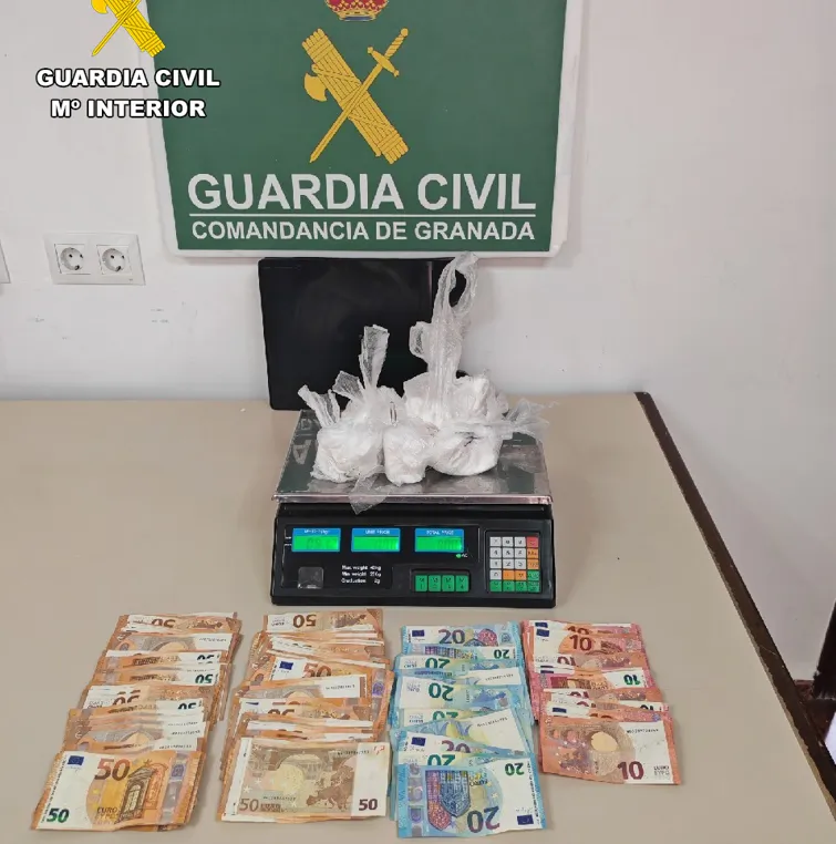 Detenidas dos personas en Almuñécar por tráfico de drogas