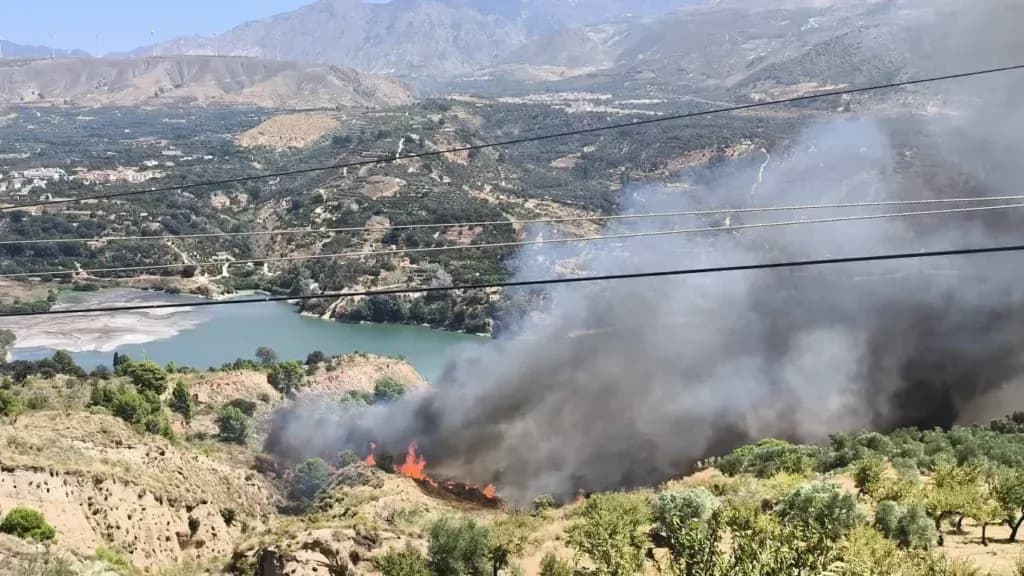 El Gobierno incluye los territorios afectados por el incendio de Pinos del Valle como zona gravemente afectada por emergencia de protección civil