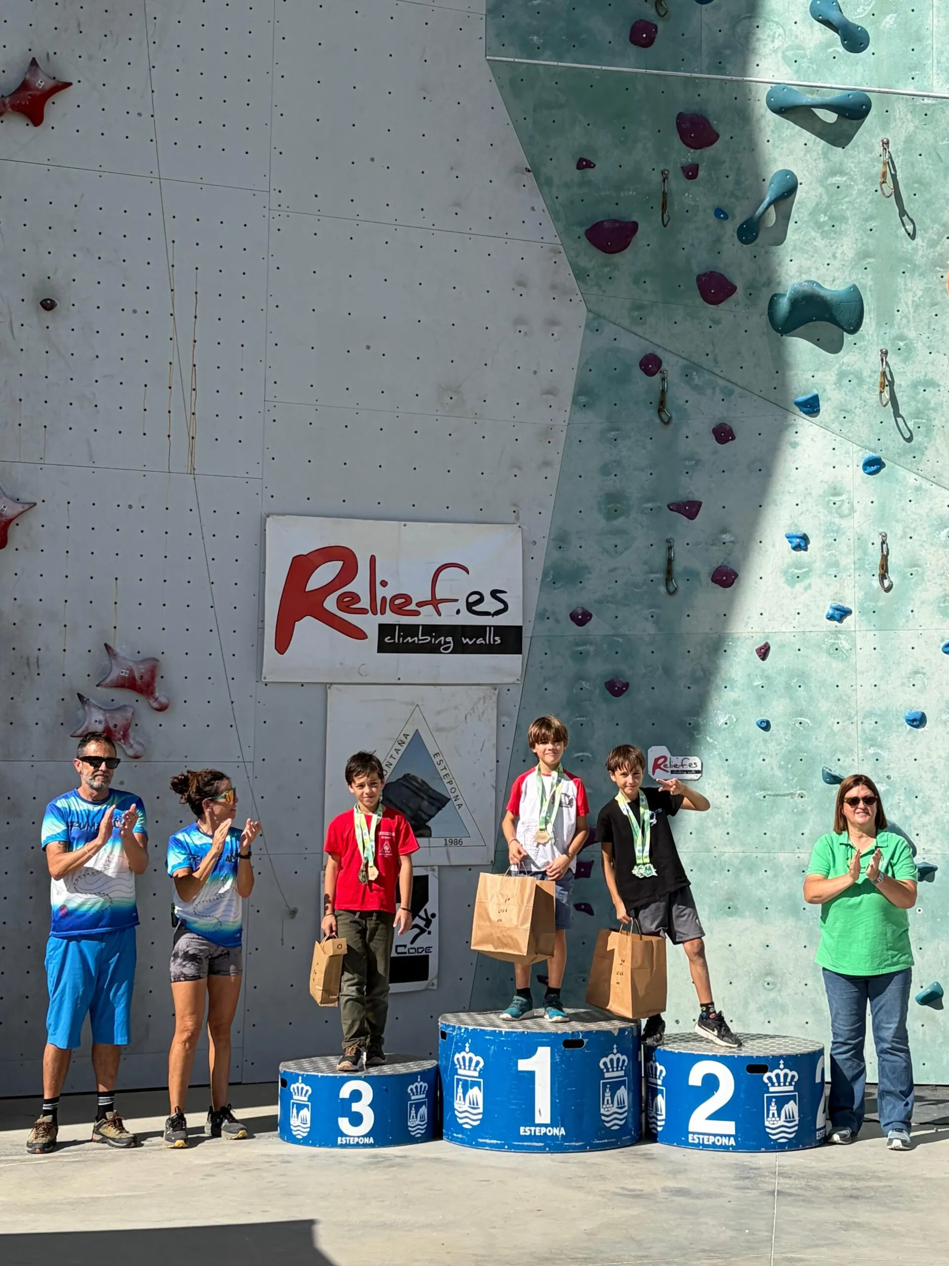 Gran actuación del Club Escalate en el Campeonato de Andalucía de escalada de dificultad