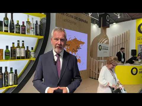 EL PUERTO DE MOTRIL PRESENTA EN JAÉN EL POTENCIAL LOGÍSTICO PARA EL SECTOR OLIVARERO