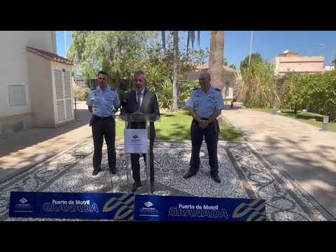EL PUERTO DE MOTRIL HOMENAJEA AL COMANDANTE SALIENTE DEL EVA-9 Y DA LA BIENVENIDA AL NUEVO JEFE