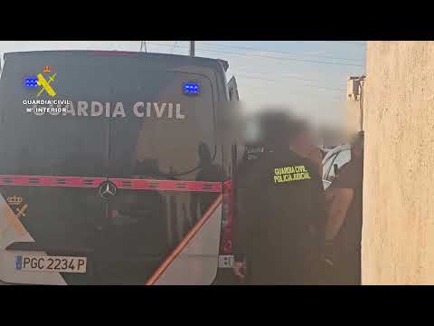 DETENIDAS 4 PERSONAS POR DISPARAR, ATROPELLAR Y AGREDIR BRUTALMENTE A UN CAMIONERO PARA ROBARLE