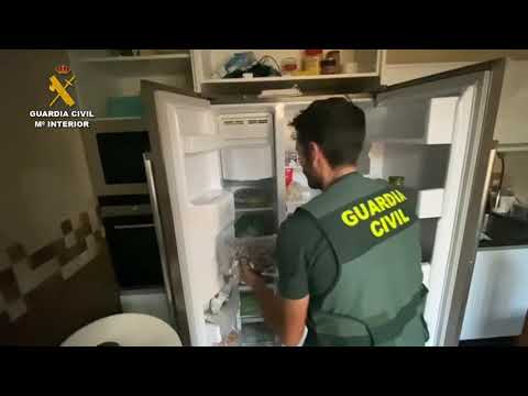 DESMANTELADO UN LABORATORIO DE DROGA EN UNA VIVIENDA PARTICULAR DE GRANADA