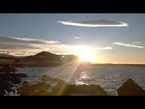 LA COSTA DE GRANADA AMANECE CON AVISO AMARILLO POR VIENTO Y FUERTE PONIENTE EN EL MAR