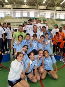 El CEIP San Antonio vuelve a imponerse en la final local de Jugando al Atletismo en masculino y femenino