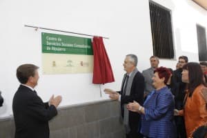 Griñán sella su compromiso con la comarca de la Alpujarra