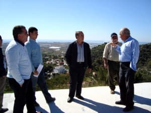 El Área de Agricultura trabaja en el asfaltado de los caminos rurales de Minasierra Alta