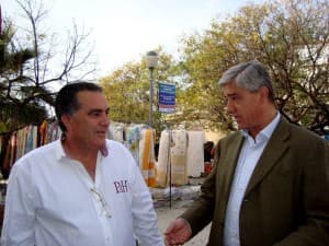 Limdeco desarrolla una actuación de información y concienciación en el mercadillo de Los Álamos