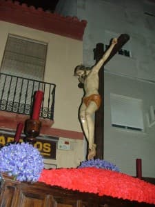 Y SE HIZO LA LUZ EN LA MADRUGADA DEL VIERNES SANTO
