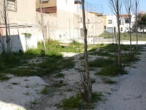 Flor Almón promete a los vecinos del barrio Cuartel de Simancas una gran remodelación si gobierna el PSOE