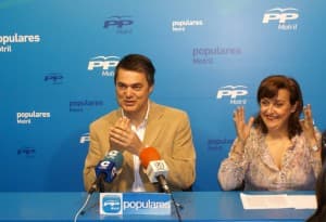El PP-Motril lleva al Parlamento Andaluz la aplicación efectiva de la ley de Lengua de signos