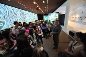 Cerca de 700 universitarios visitan hoy el Museo CajaGRANADA Memoria de Andalucía