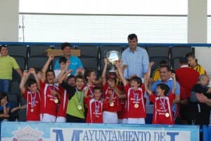 La Liga Escolar clausura su segunda edición con la participación de 450 escolares durante la temporada