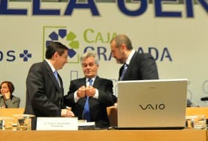 El presidente de CajaGRANADA destaca ante la Asamblea el esfuerzo realizado por la entidad para superar con solvencia y fortaleza el complicado 2011