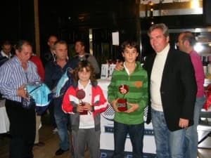 Gran espectáculo en el I Torneo de Navidad del Club Tropical Pádel