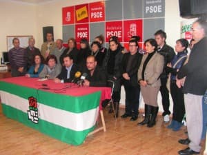 El concejal Javier Ortega y 18 personas más se integran en las filas del