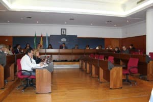 Izquierda Unida y PSOE se ausentan del Pleno