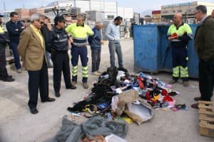 La Policía Local destruye casi 12.500 artículos decomisados
