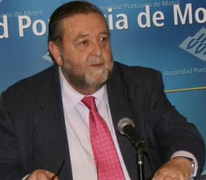 El Puerto sufraga con recursos propios la obra de prolongación del dique y no el Estado