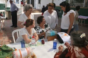 Almuñecar se convirtio este domingo en el centro del encaje de bolillos