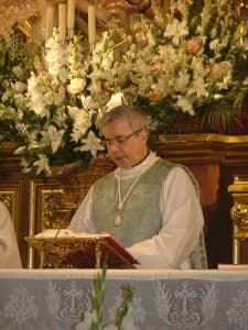 El motrileño Gregorio Ruiz celebra en nuestra ciudad sus bodas de plata en el sacerdocio