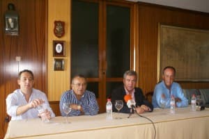 Un centenar de jugadores se darán cita en el II Torneo de pádel a beneficio de Jesús Abandonado