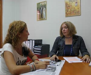 Flor Almón pide a la alcaldesa que termine con los ‘saraos’ y primeras piedras y trabaje por la recuperación económica de Motril y la creación de empleo