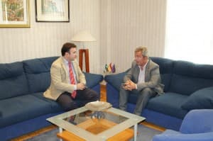 El presidente de la Mancomunidad hace una visita institucional a Salobreña