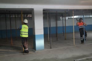 La empresa adjudicataria del aparcamiento del mercado municipal de Almuñécar comienza los trabajos exigidos