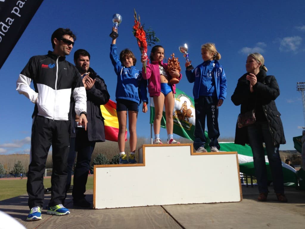 ATLETISMO: Lola Jiménez Correa se trae el preciado trofeo