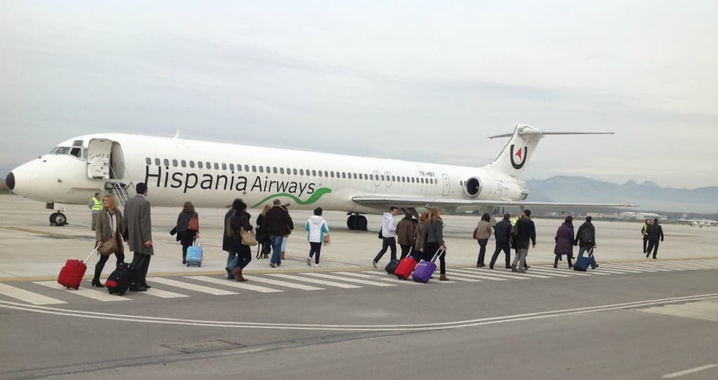 El PSOE acusa a Sebastián Pérez de “estafar” a Granada por traer al Aeropuerto una compañía fantasma