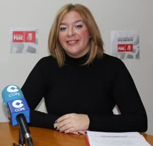 Flor Almón pide al PP que deje de modificaciones e improvisaciones del PGOU