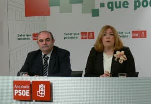 El PSOE acusa al Gobierno de retrasar la apertura de la A-7, que no estará en servicio hasta 2016